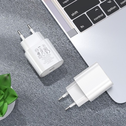 ĮKROVIKLIS HOCO N22 25W USB-C BALTAS