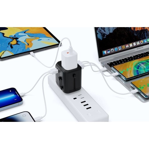 UNIVERSALUS KELIONINIS ĮKROVIKLIS CHOETECH PD5008 30W USB-C / 3XUSB-A JUODAS