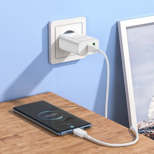ĮKROVIKLIS BOROFONE BN10 65W GAN USB-C/USB-A + USB-C TO USB-C CABLE 1.0M BALTAS ĮKROVIKLIS BOROFONE BN10 65W GAN USB-C/USB-A + USB-C TO USB-C CABLE 1.0M BALTAS