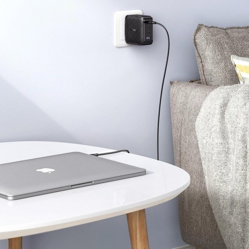 ĮKROVIKLIS UGREEN CD224 65W GAN 3XUSB-C/USB-A JUODAS ĮKROVIKLIS UGREEN CD224 65W GAN 3XUSB-C/USB-A JUODAS